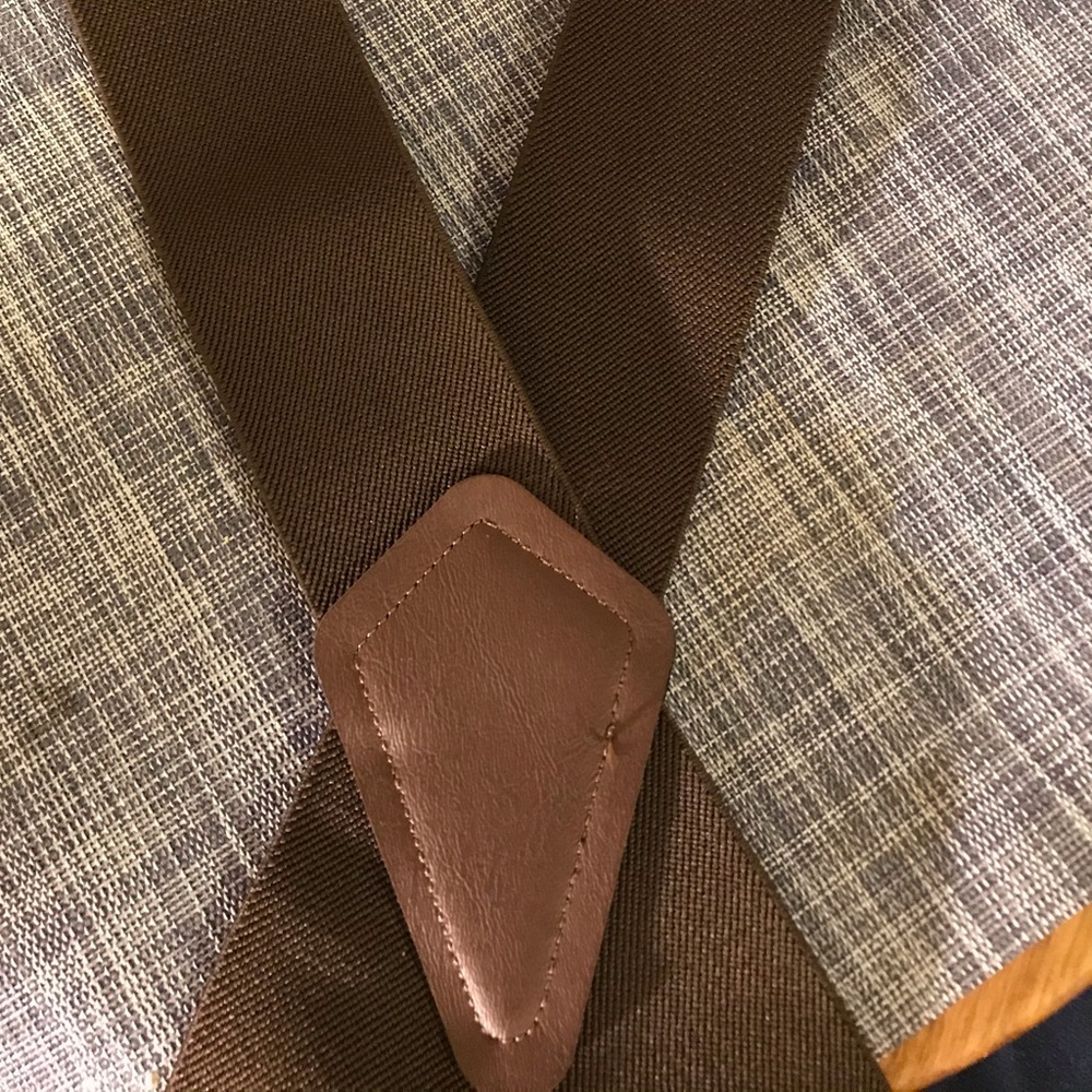 Beautiful brown suspenders